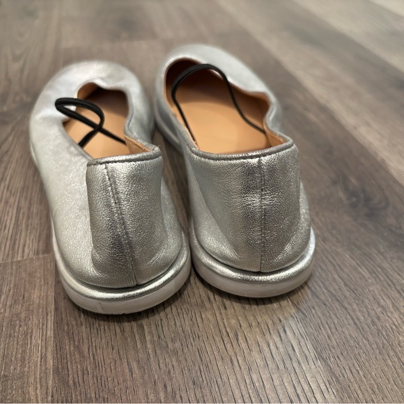 Coach Silver Ballet Flats Maryjane’s size 6 delicate romantic trendy wedding - Picture 11 of 15